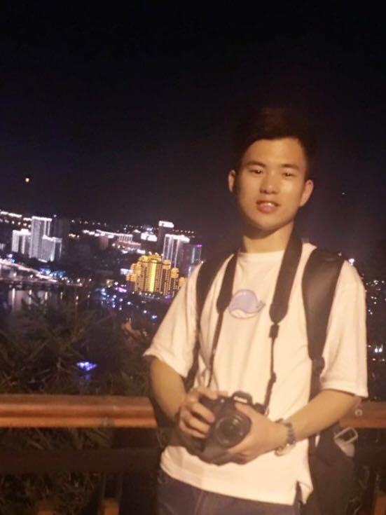 杨健